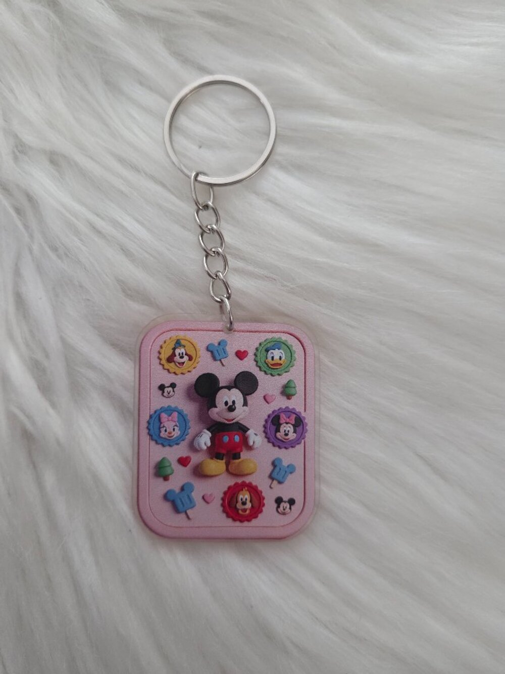 Mickey Mouse Character Design Keychain - Picture 1 of 6